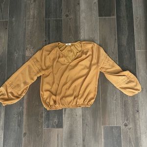 Entro Mustard Blouse. Size Small.